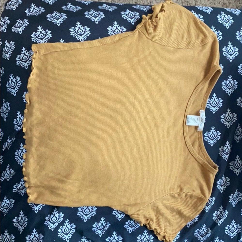 Yellow ruffled crop top